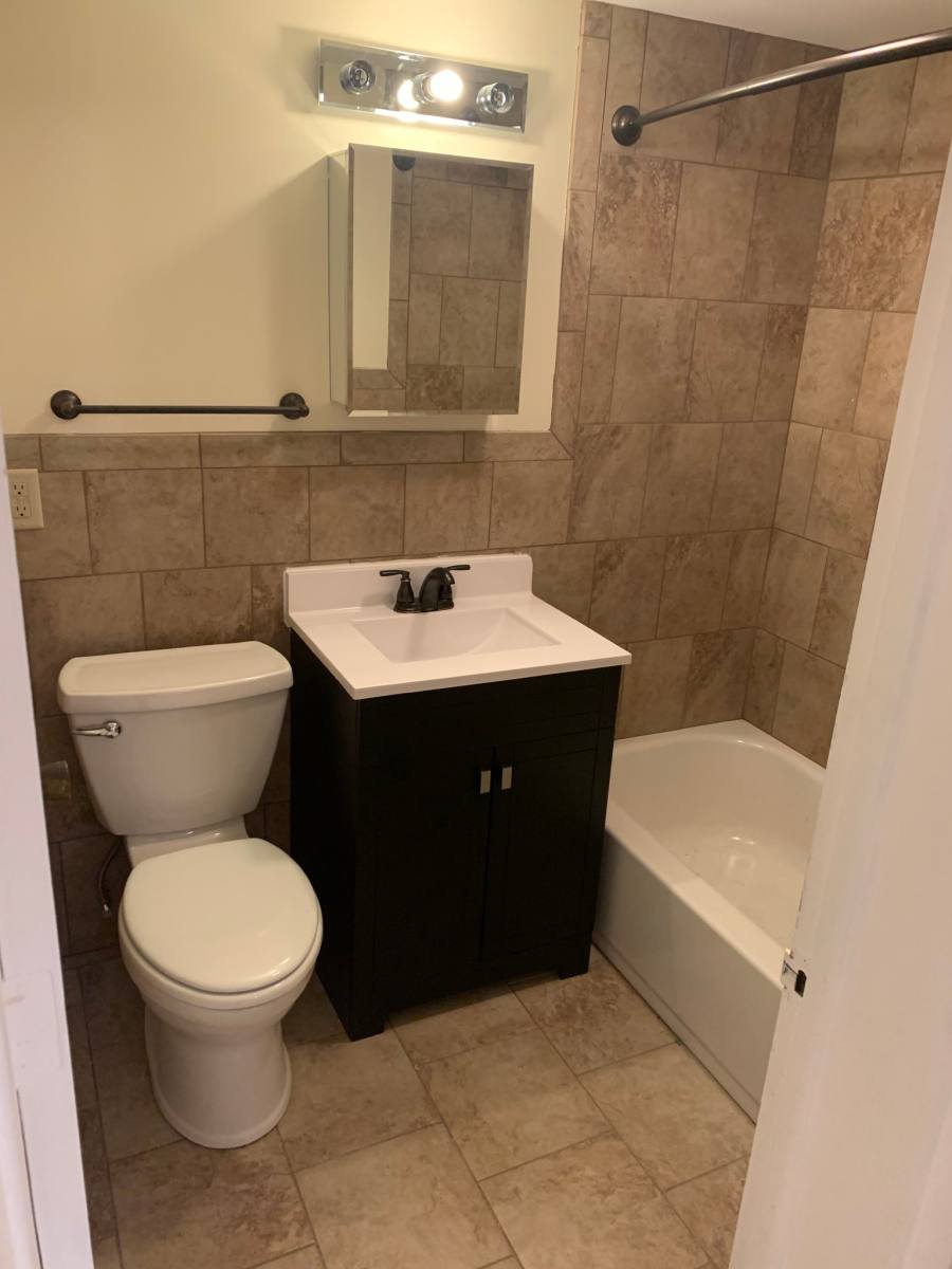 Apartment for rent at 689 Snelling Ave S #204, Saint Paul, MN 55116