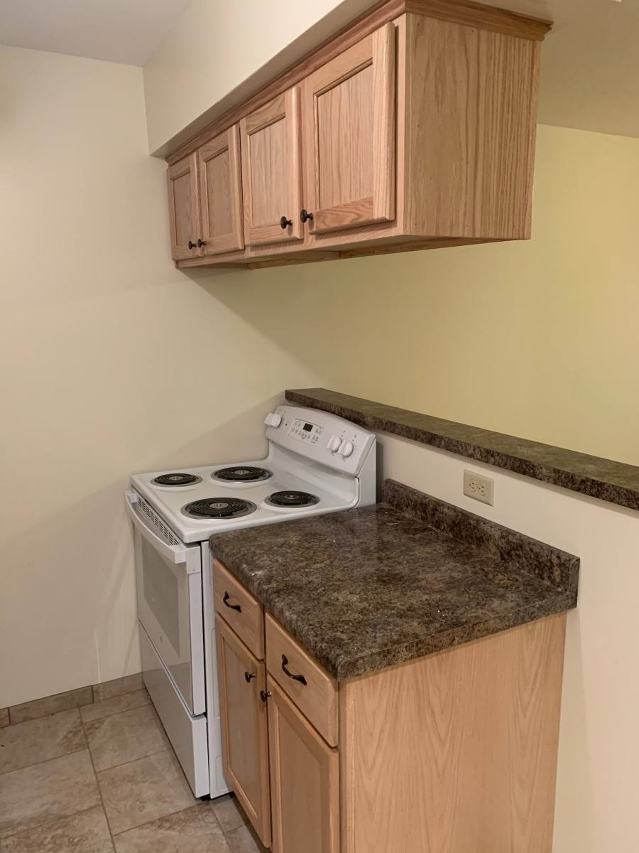 Apartment for rent at 689 Snelling Ave S #204, Saint Paul, MN 55116