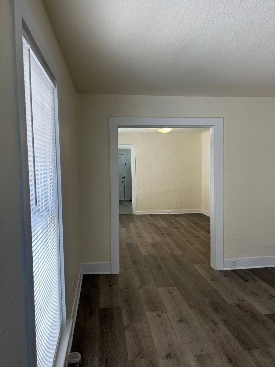 House for rent at 815 11th St, Racine, WI 53403