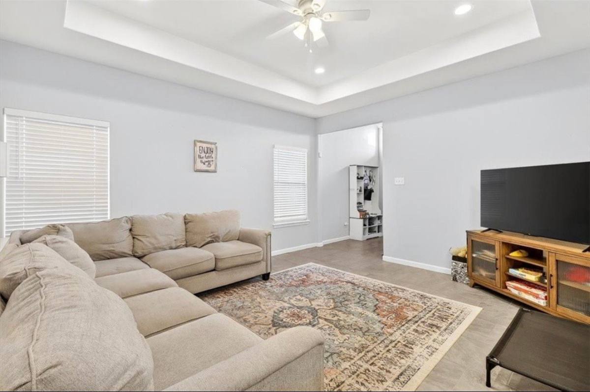 Apartment for rent at 6402 Williams Dr #A, Corpus Christi, TX 78412