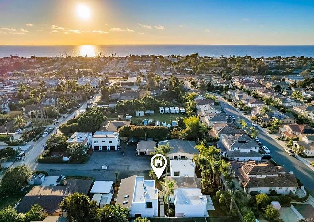 Townhouse for rent at 256 Hillcrest Dr, Encinitas, CA 92024