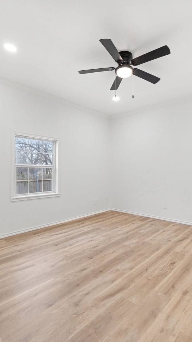 House for rent at 1032 E Tucker St, Fort Worth, TX 76104