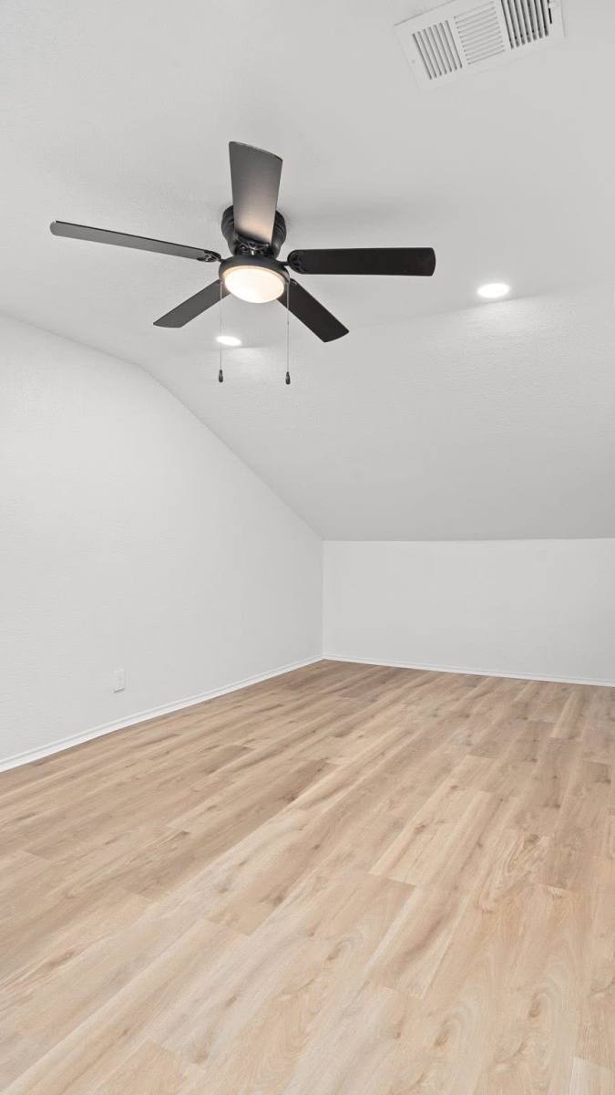 House for rent at 1032 E Tucker St, Fort Worth, TX 76104