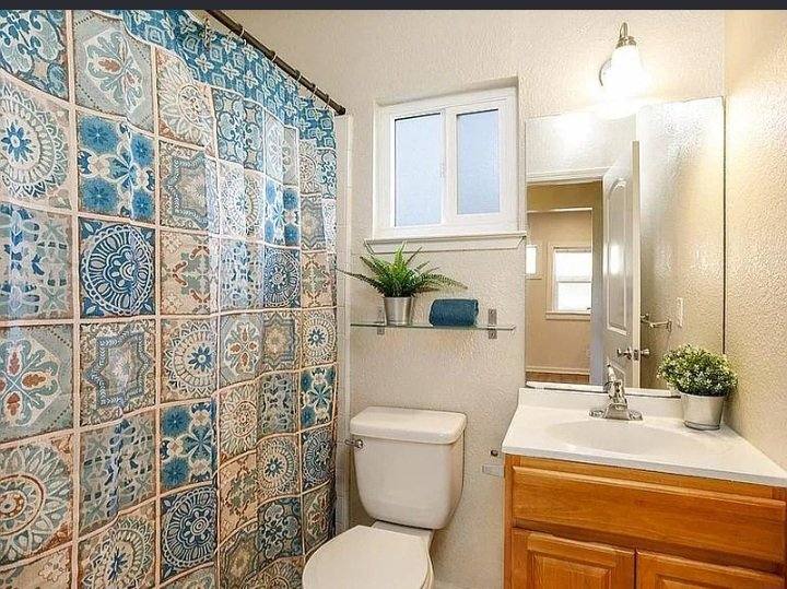 House for rent at 5068 10th Ave, Sacramento, CA 95820