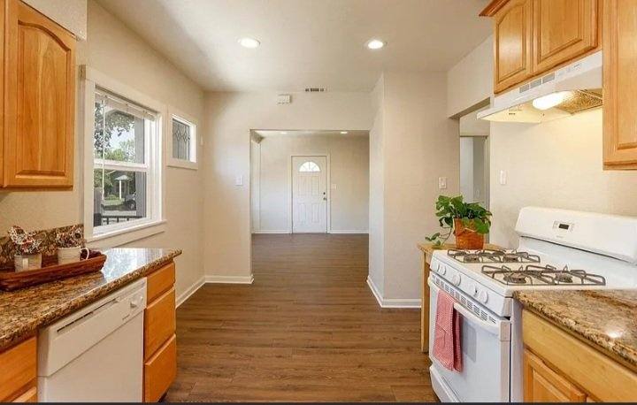House for rent at 5068 10th Ave, Sacramento, CA 95820