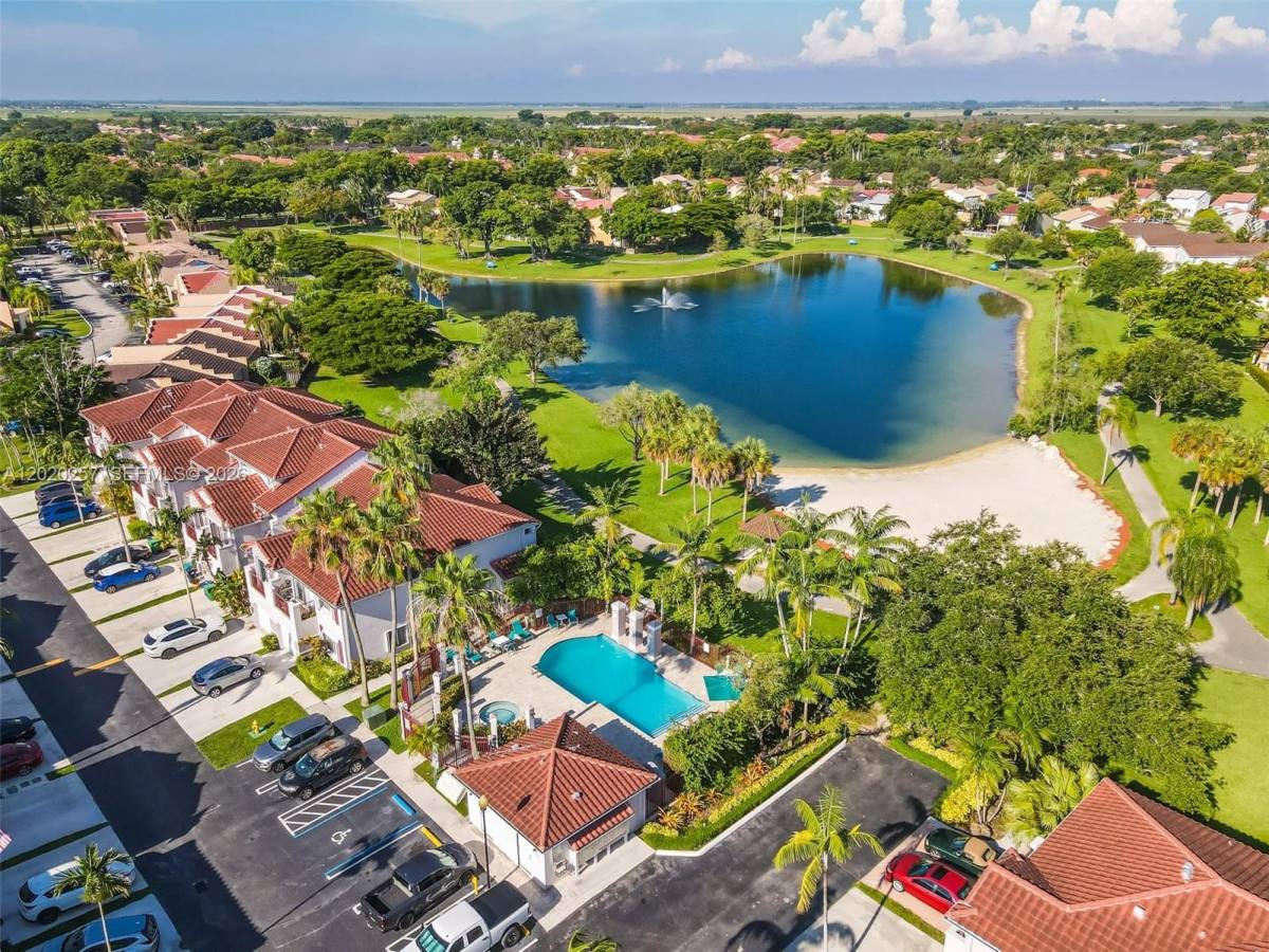 Townhouse for rent at 10245 SW 154th Place #O, Miami, FL 33196
