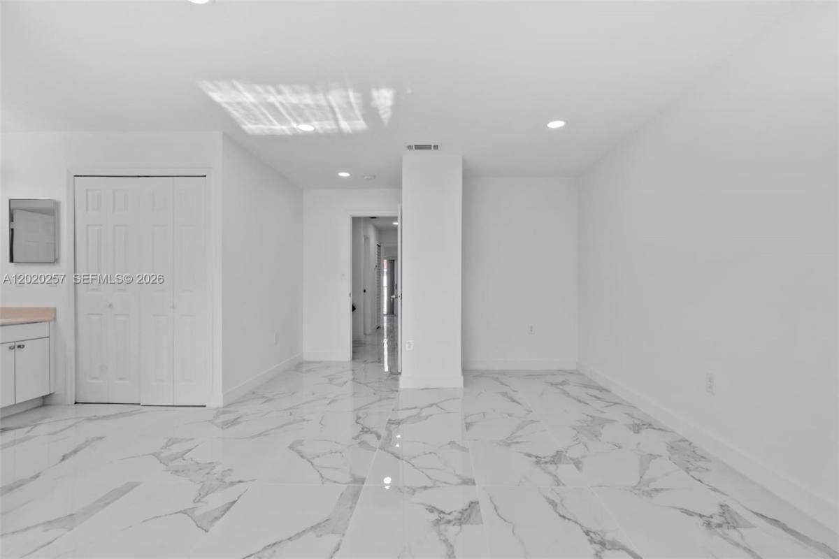 Townhouse for rent at 10245 SW 154th Place #O, Miami, FL 33196
