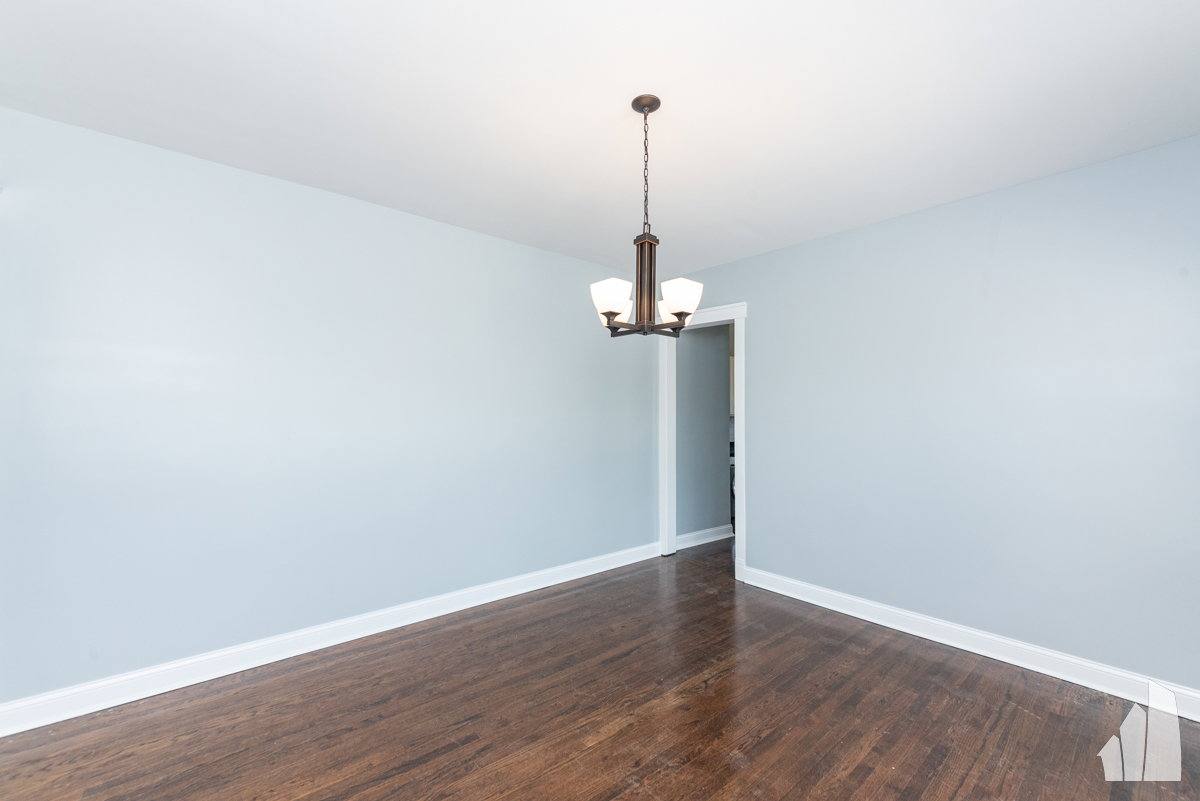Apartment for rent at 312 Lee St #1, Evanston, IL 60202