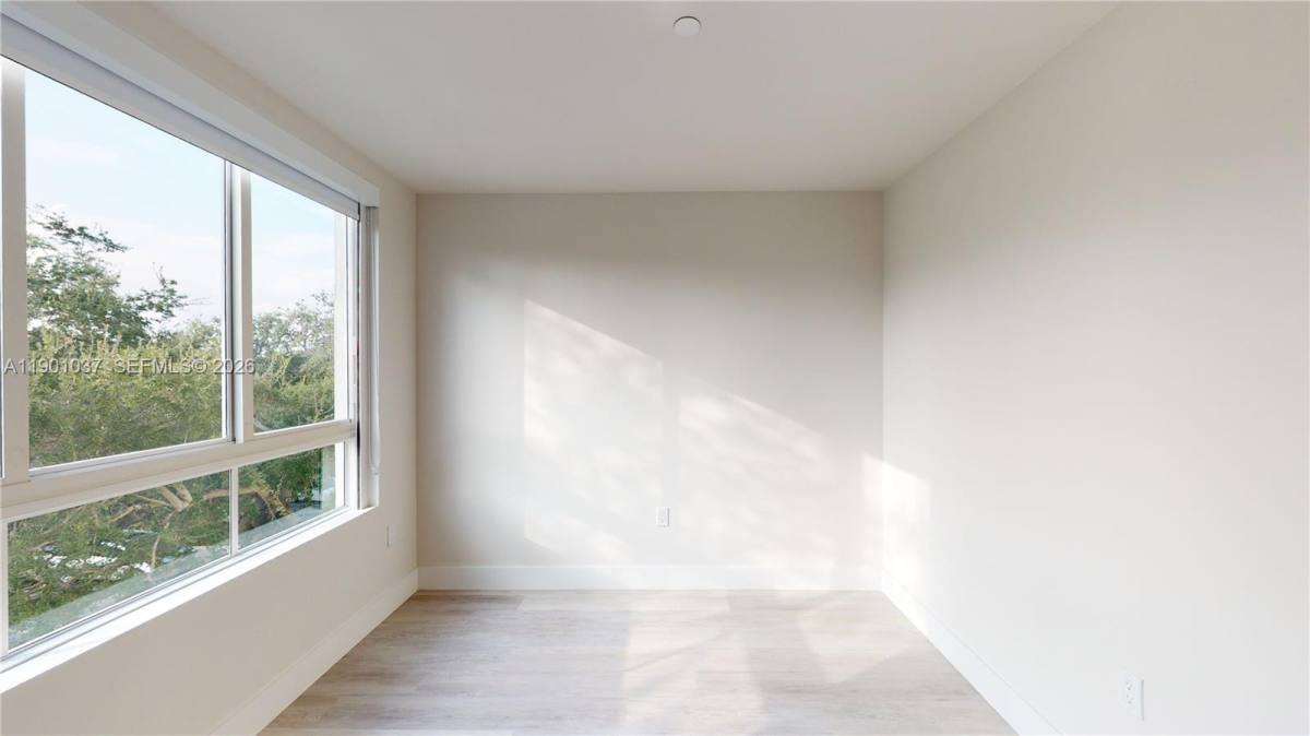 Condo for rent at 2555 NE 193rd St #2224, Miami, FL 33180