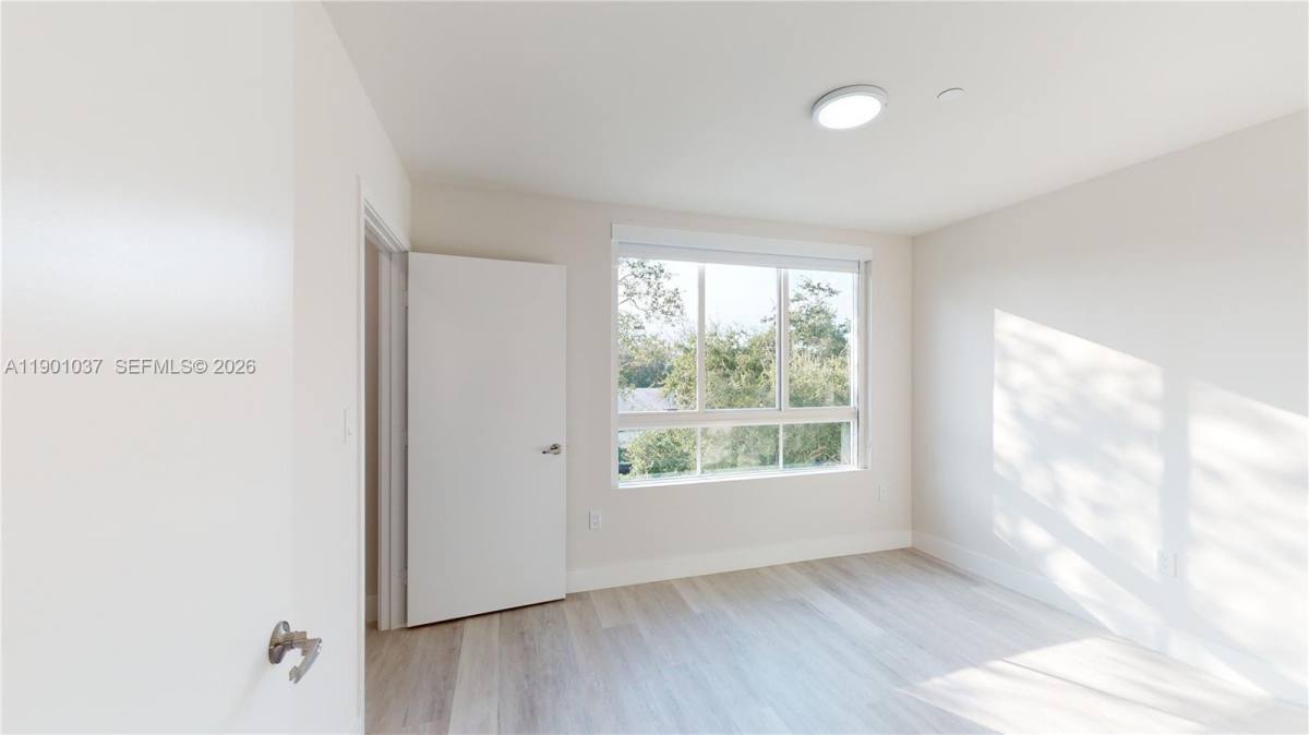 Condo for rent at 2555 NE 193rd St #2224, Miami, FL 33180