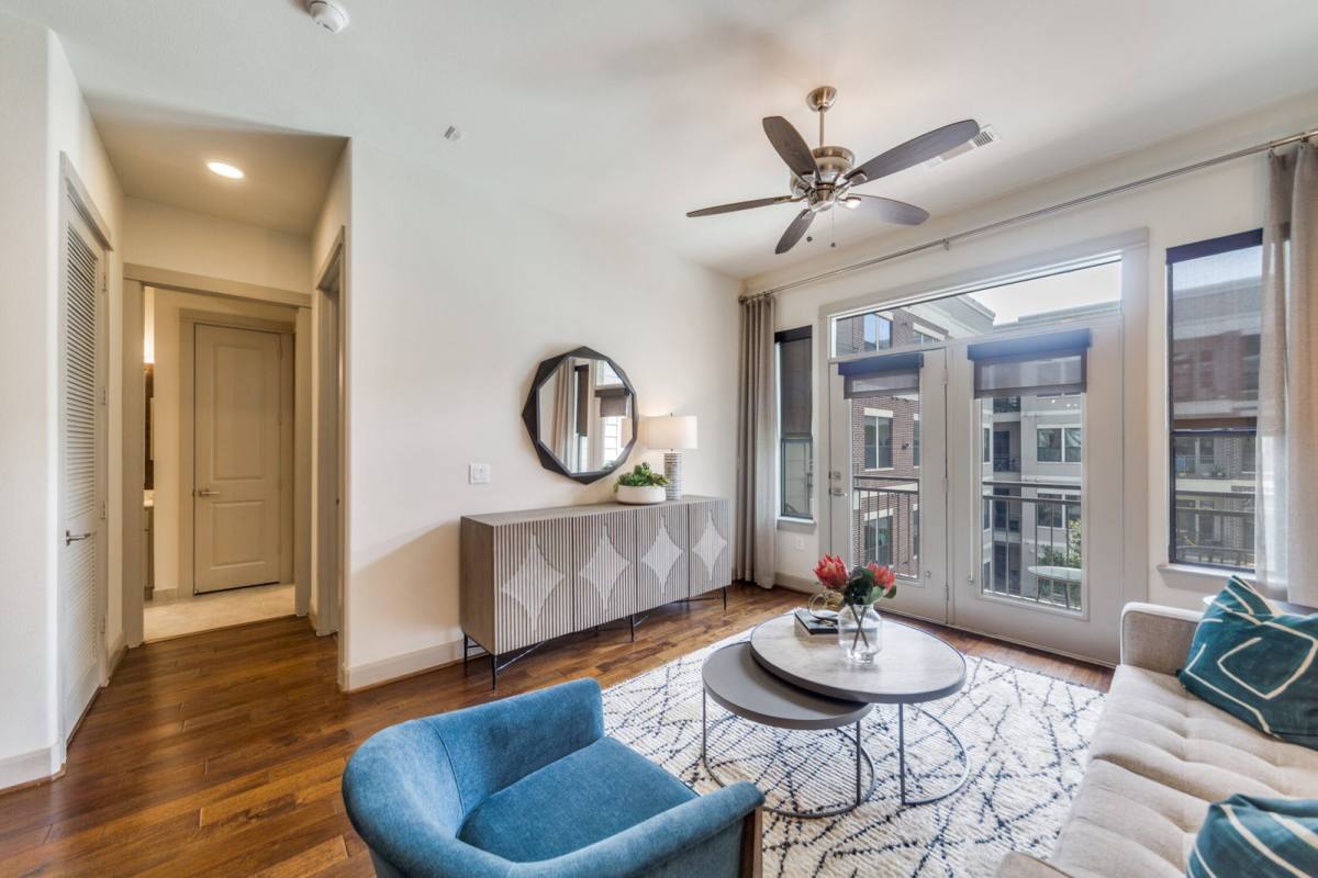 Apartment for rent at 5151 Hidalgo St, Houston, TX 77056