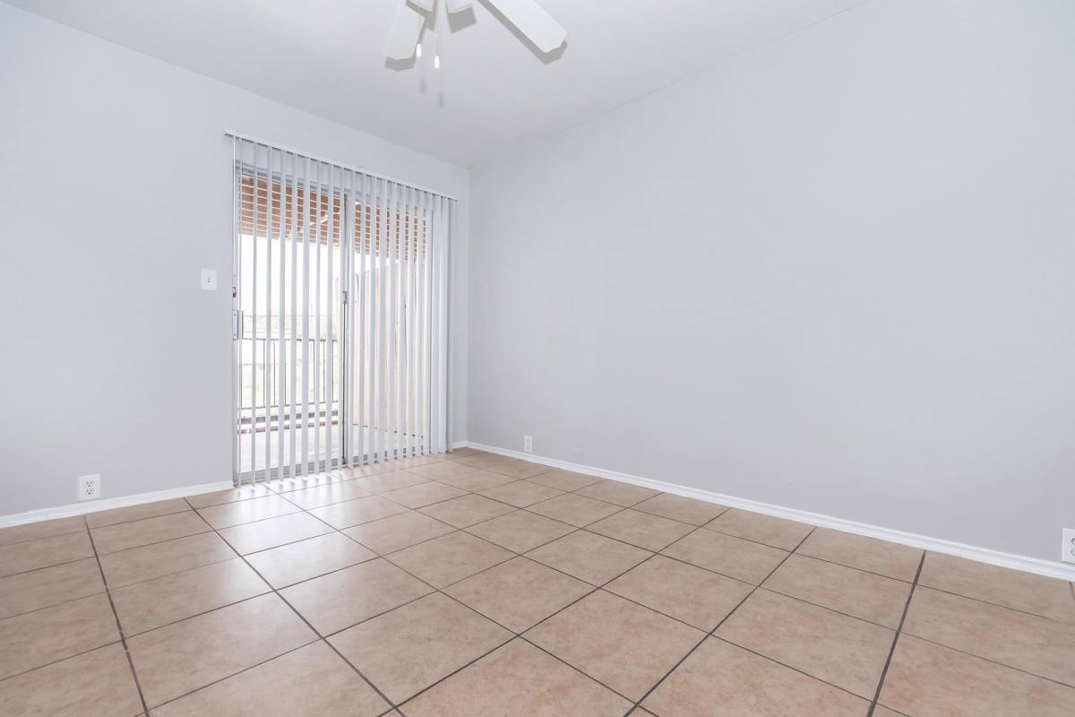 Apartment for rent at 6330 Windswept Lane, Houston, TX 77057