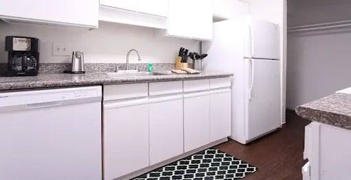 Apartment for rent at 2520 Winrock Blvd, Houston, TX 77057