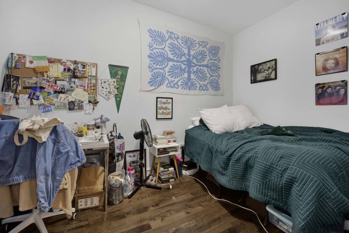 Apartment for rent at 2341 W Charleston St #2F, Chicago, IL 60647