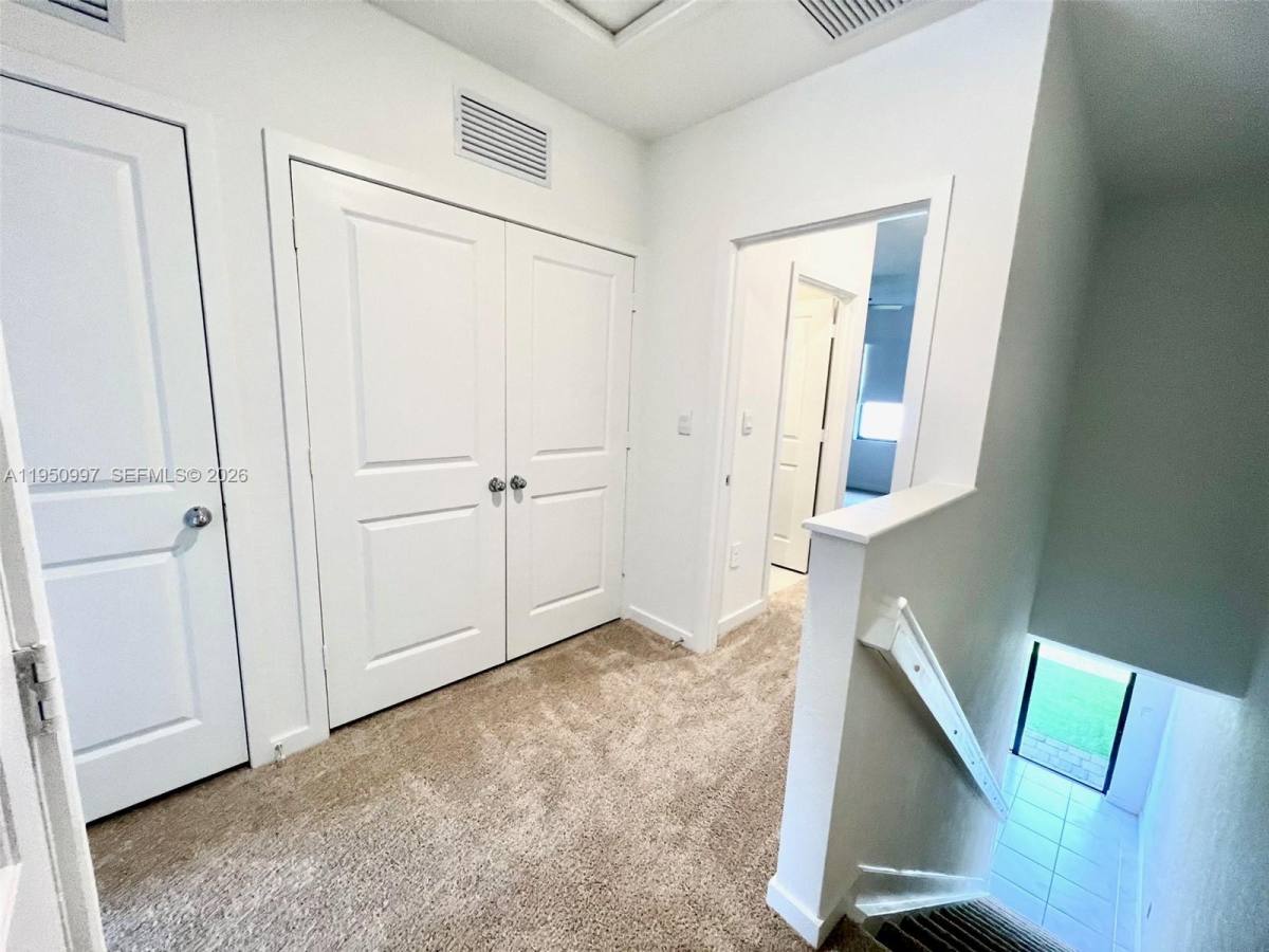 Townhouse for rent at 429 NE 12th St, Homestead, FL 33030
