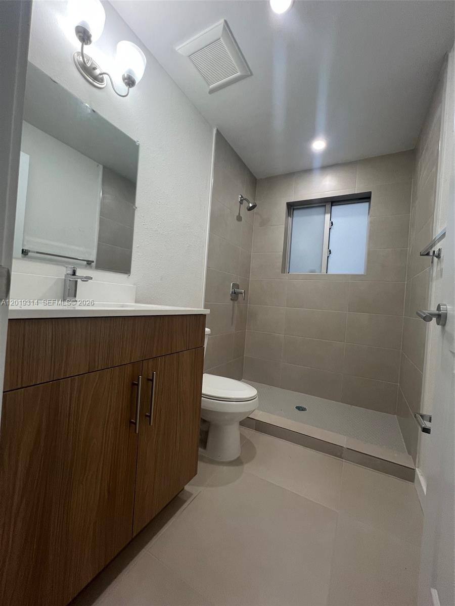 Townhouse for rent at 199 Redland Rd #B5, Homestead, FL 33034