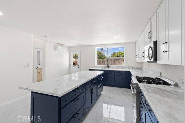 House for rent at 1580 San Bernardino Place, Costa Mesa, CA 92627