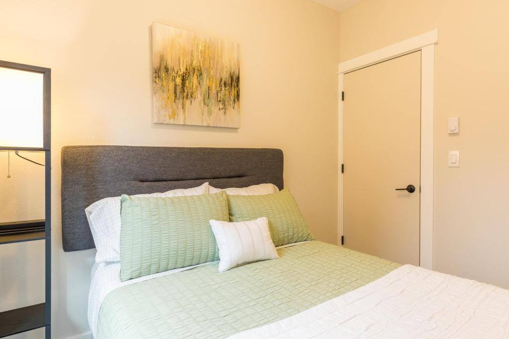 Apartment for rent at 512 2nd Ave N, Great Falls, MT 59401
