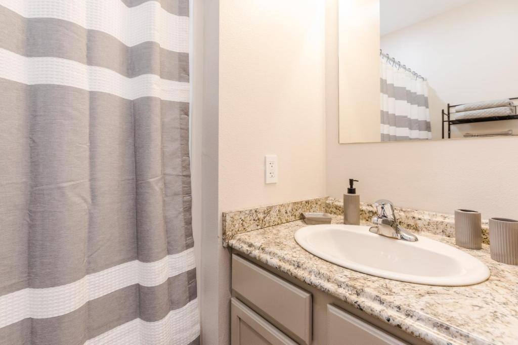 Apartment for rent at 512 2nd Ave N, Great Falls, MT 59401