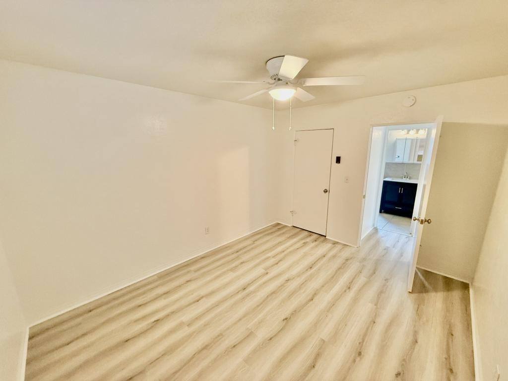 Apartment for rent at 1135 Highland St N, Saint Petersburg, FL 33701