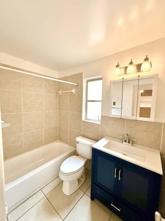 Apartment for rent at 1135 Highland St N, Saint Petersburg, FL 33701
