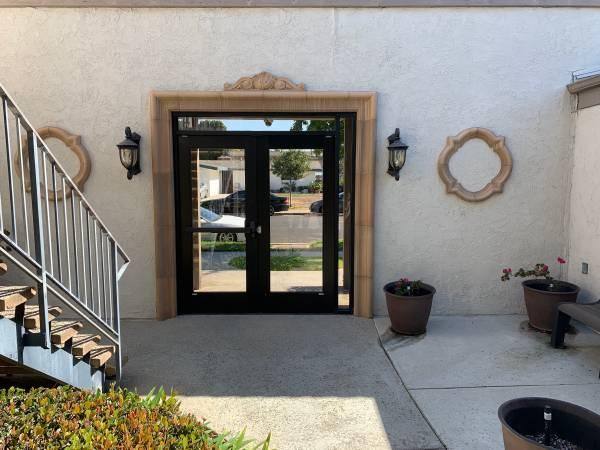 Apartment for rent at 1975 Pomona Ave #17, Costa Mesa, CA 92627