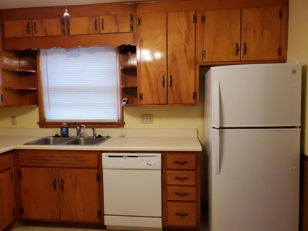House for rent at 1008 W 5th, Ottawa, KS 66067