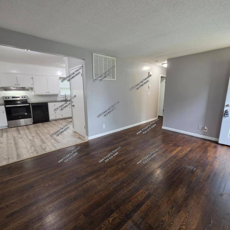 House for rent at 811 N 82nd St, Kansas City, KS 66112