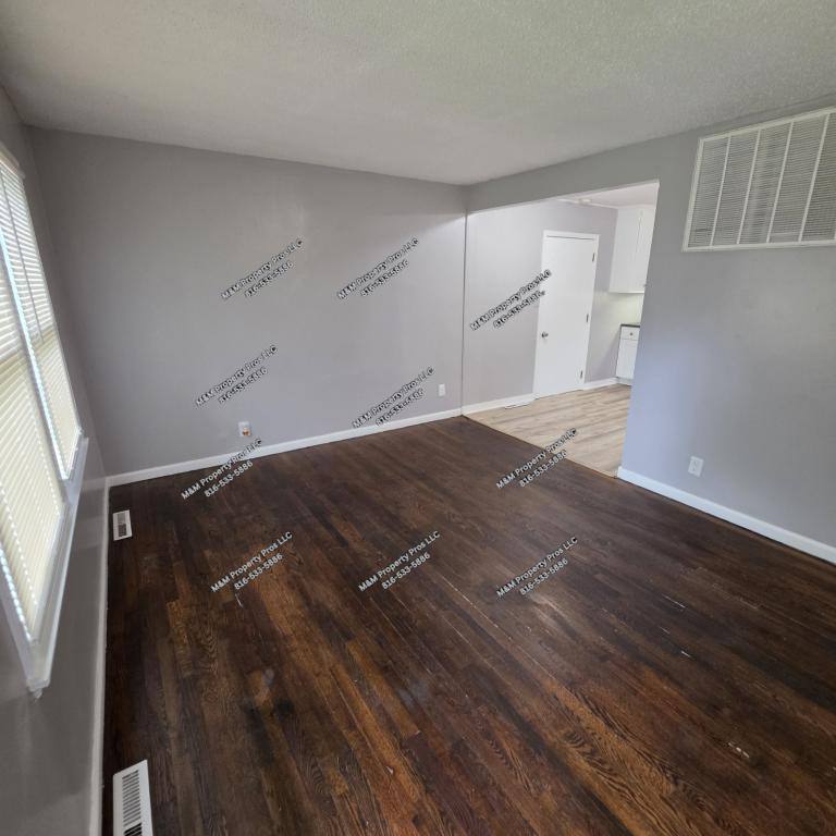 House for rent at 811 N 82nd St, Kansas City, KS 66112