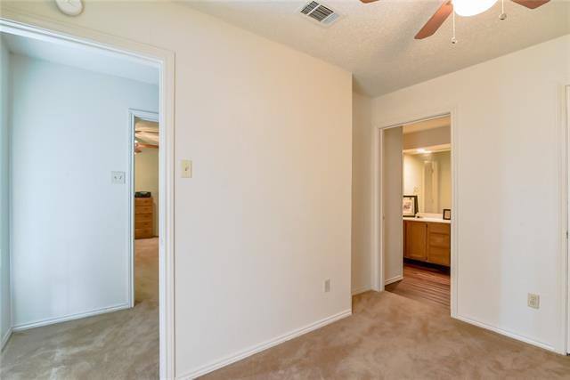Townhouse for rent at 3803 Blanca Dr, Arlington, TX 76016