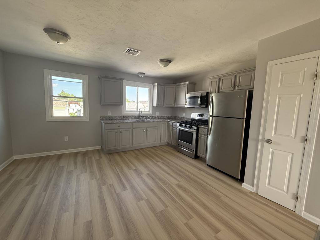 Apartment for rent at 132 Vale St, Fall River, MA 02724