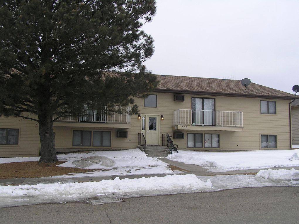Apartment for rent at 1839 Allison Dr, Bismarck, ND 58501