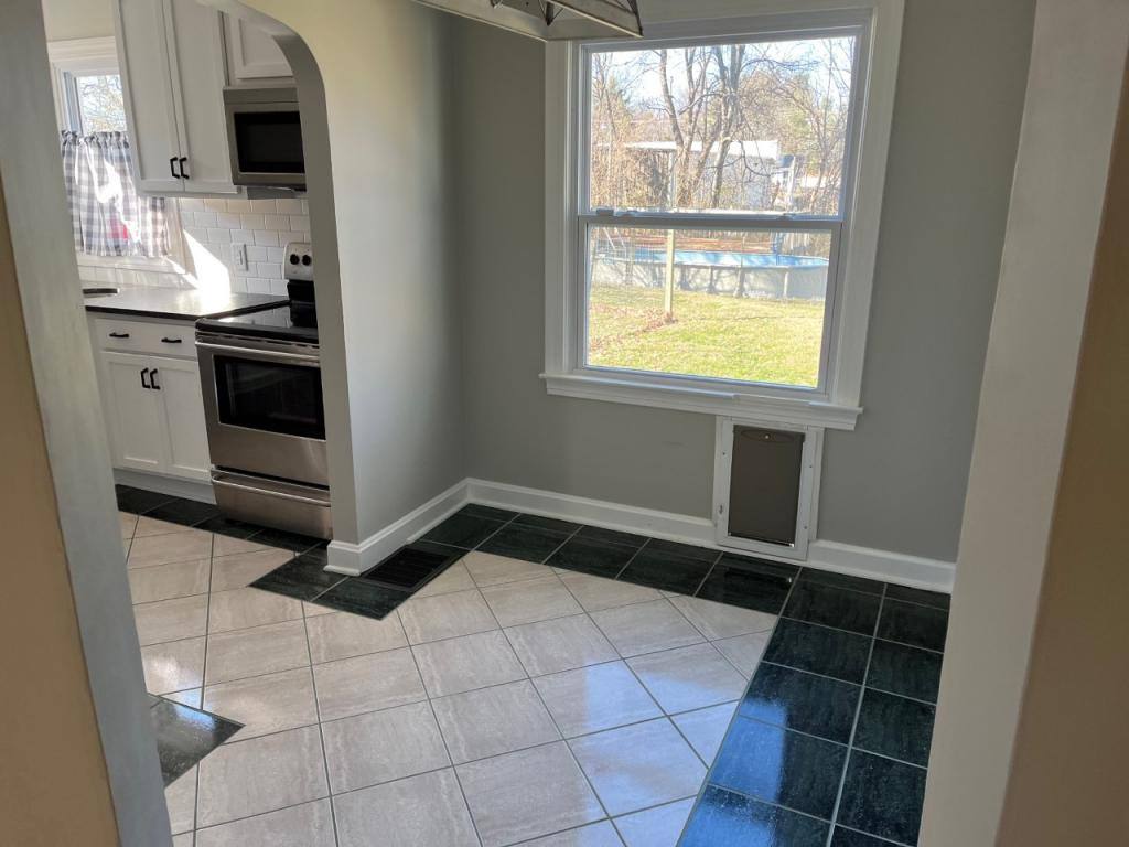 House for rent at 930 N Main St, Elizabethtown, KY 42701