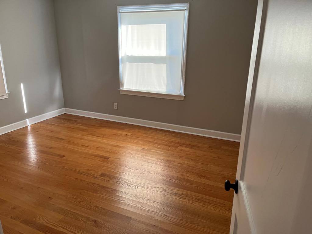 House for rent at 930 N Main St, Elizabethtown, KY 42701