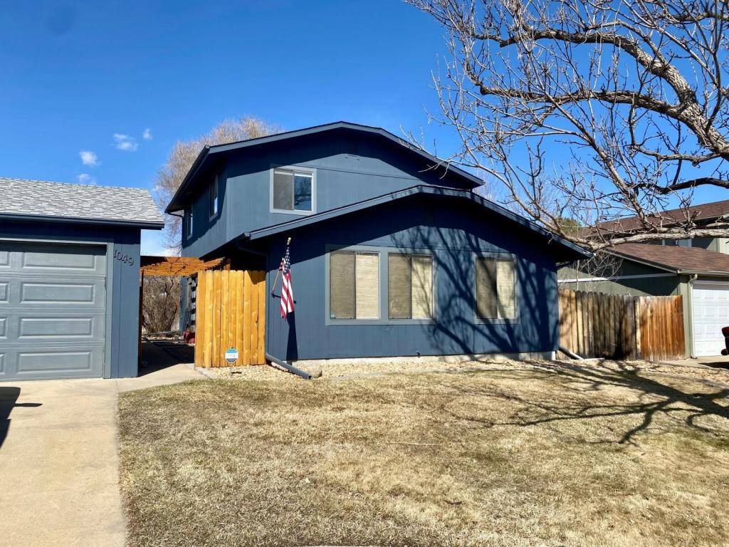 House for rent at 1049 Ponderosa Circle, Longmont, CO 80504