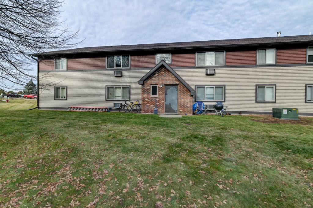 Apartment for rent at 100 Sunset Lane #7, Waunakee, WI 53597