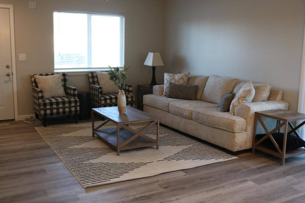 Townhouse for rent at 14 Reserve Court, Garner, IA 50438
