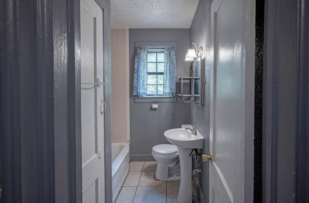 House for rent at 1526 W 22nd St, Jacksonville, FL 32209