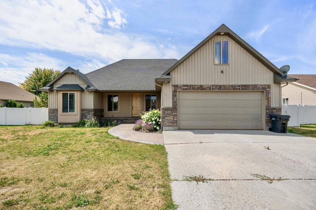 House for rent at 2612 Eastview Dr, Idaho Falls, ID 83401