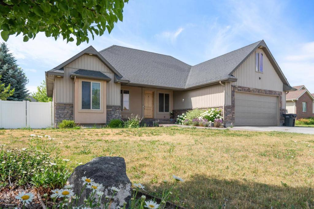 House for rent at 2612 Eastview Dr, Idaho Falls, ID 83401