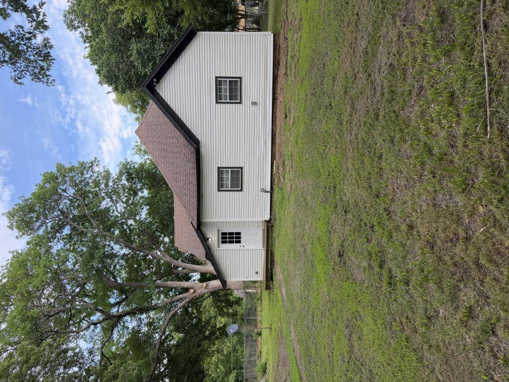 House for rent at 229 S 5th St, Vinita, OK 74301