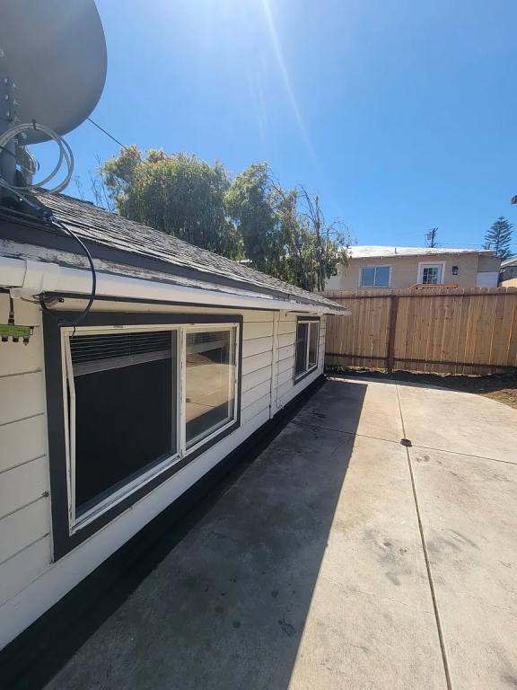 House for rent at 210 Goetting Way, Vista, CA 92083