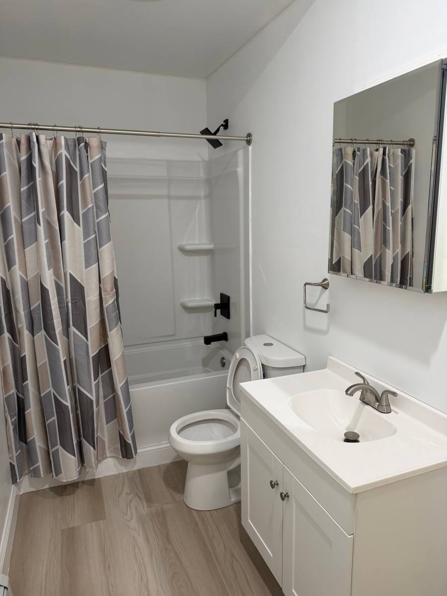 Apartment for rent at 163 E Ave #2, Lewiston, ME 04240