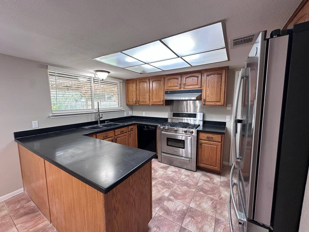 House for rent at 21302 Park Rock Lane, Katy, TX 77450