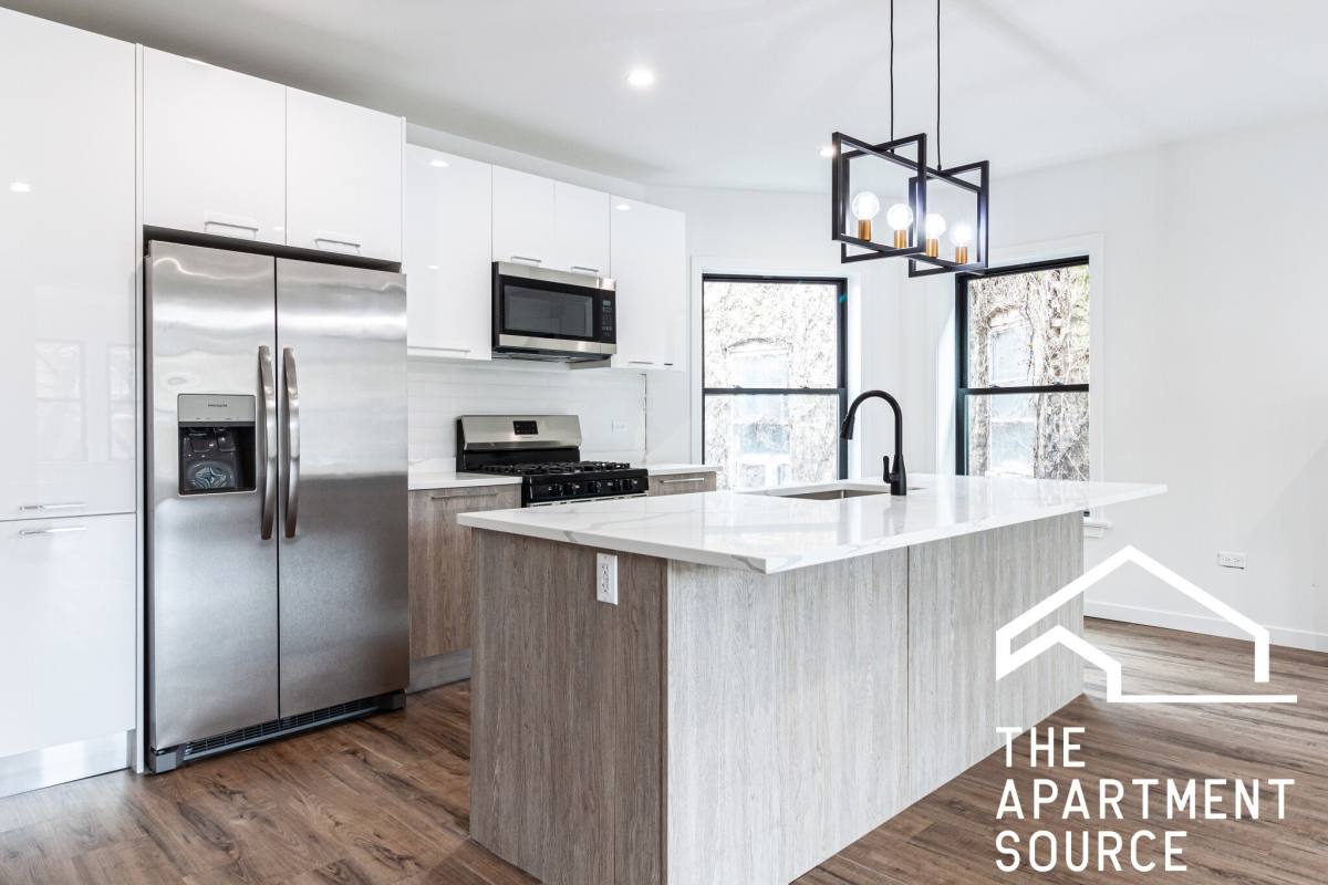Apartment for rent at 1426 W Jonquil #3, Chicago, IL 60626