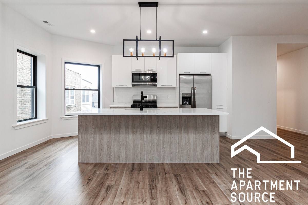 Apartment for rent at 1428 W Jonquil Terrace #2, Chicago, IL 60626