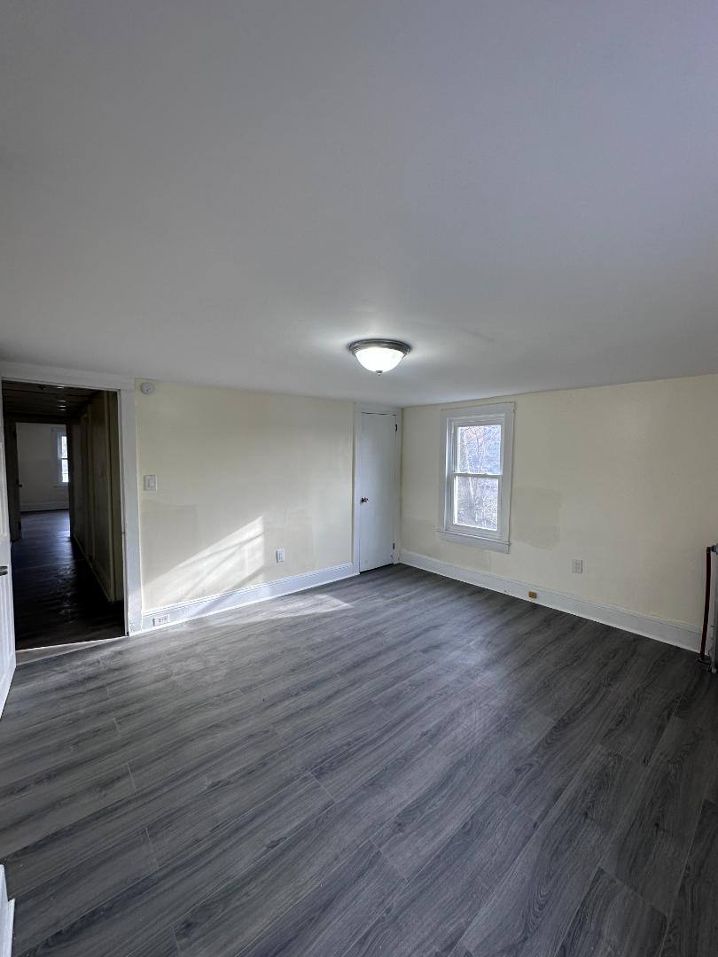 Apartment for rent at 153 Vine St, Plymouth, PA 18651