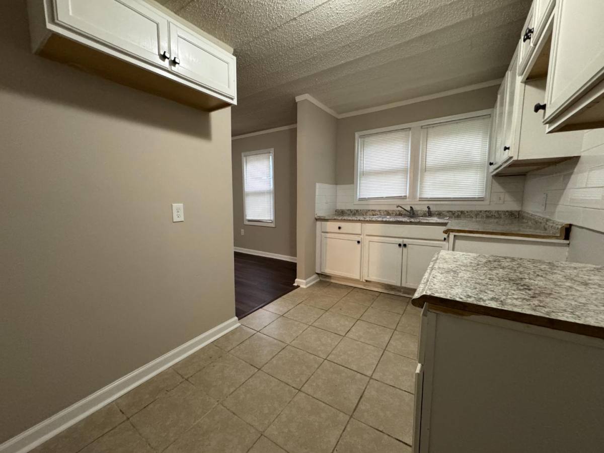 House for rent at 1651 Corning Ave, Memphis, TN 38127