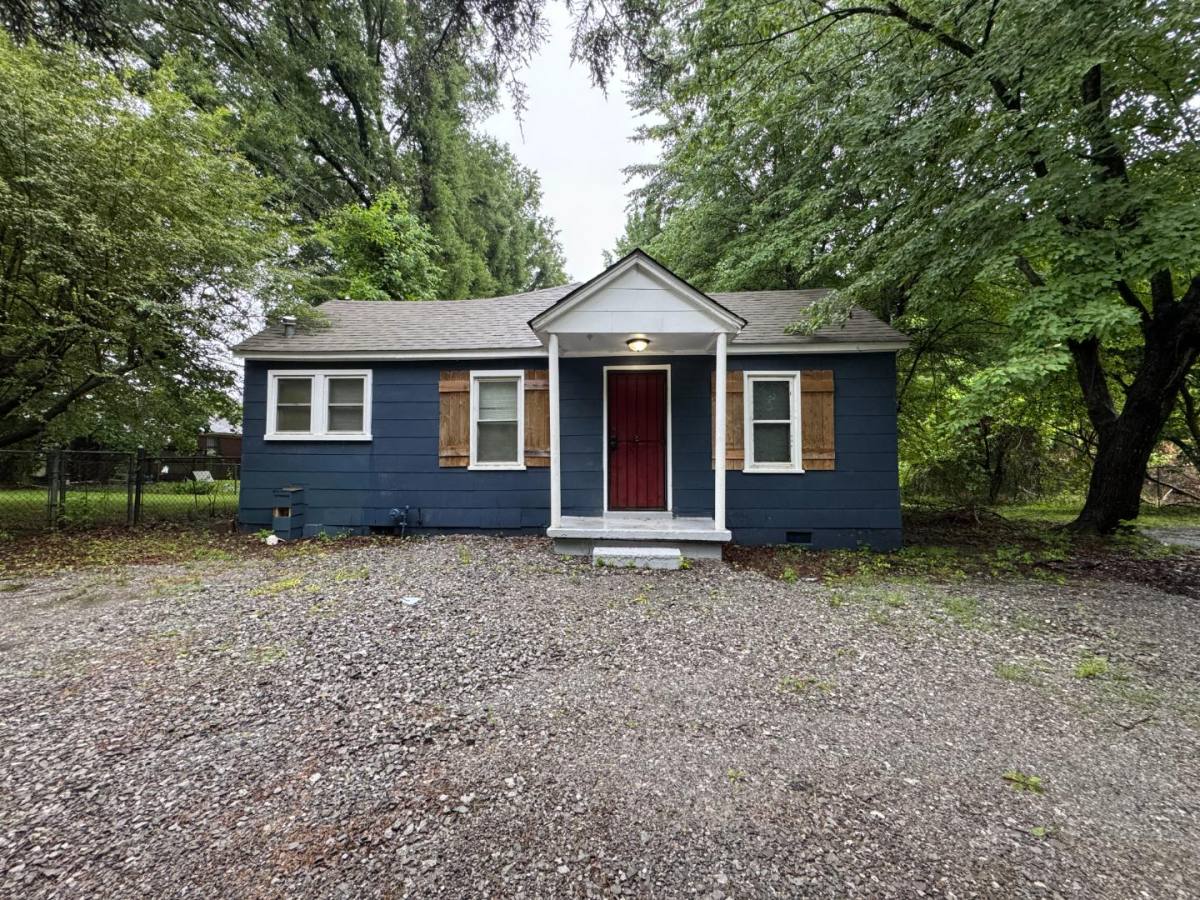 House for rent at 1651 Corning Ave, Memphis, TN 38127