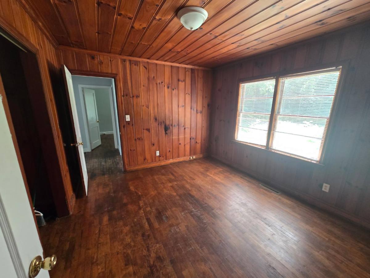House for rent at 821 Sandalwood Dr, Fayetteville, NC 28304